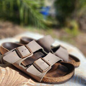 Birkenstock Arizona Sandals Taupe Suede W7